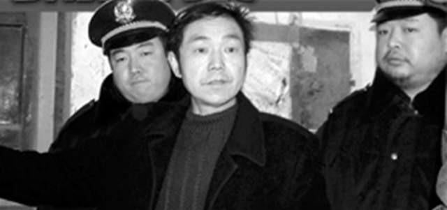 1981年11月17日，西安的高德隆和妻子顶着压力，偷偷生下了第二胎，是个儿子，