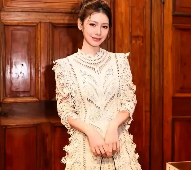 湾湾不怀好意的坏人在搅局，张兰汪小菲马筱梅要团结一心，不要中计，该办婚礼就办婚礼