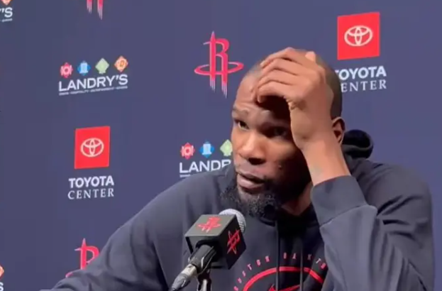 杜兰特本来就给太阳背锅了1.去年先开始西部第一不是杜兰特带着打的？后面杜兰特