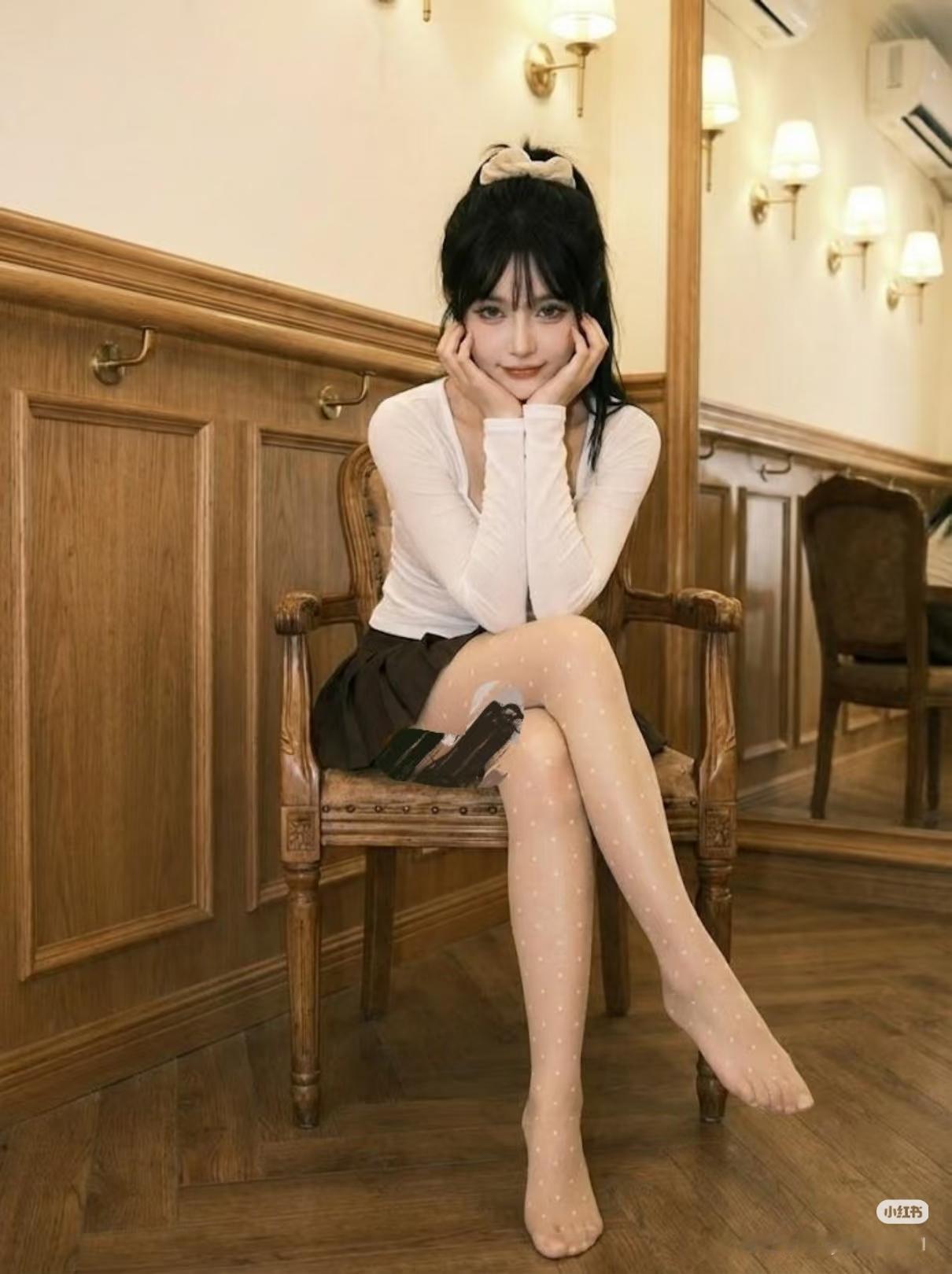 楼梯间随拍｜纯欲感直接拉满🥹