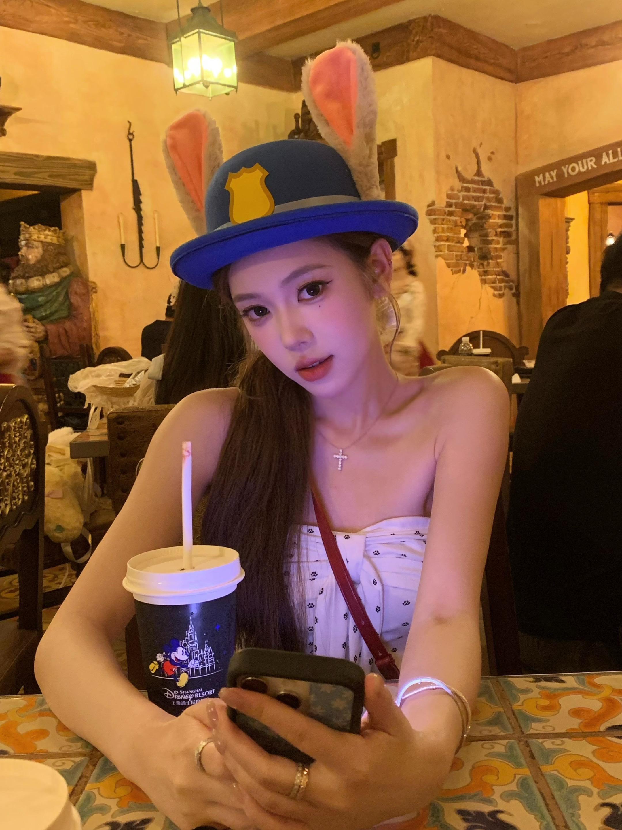🍽️ ‧₊˚☆ disney day⋆。