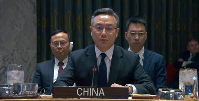 大快人心！安理会全票通过重磅决议，中方强硬表态：谁敢再伤害维和人员，绝不放过。6