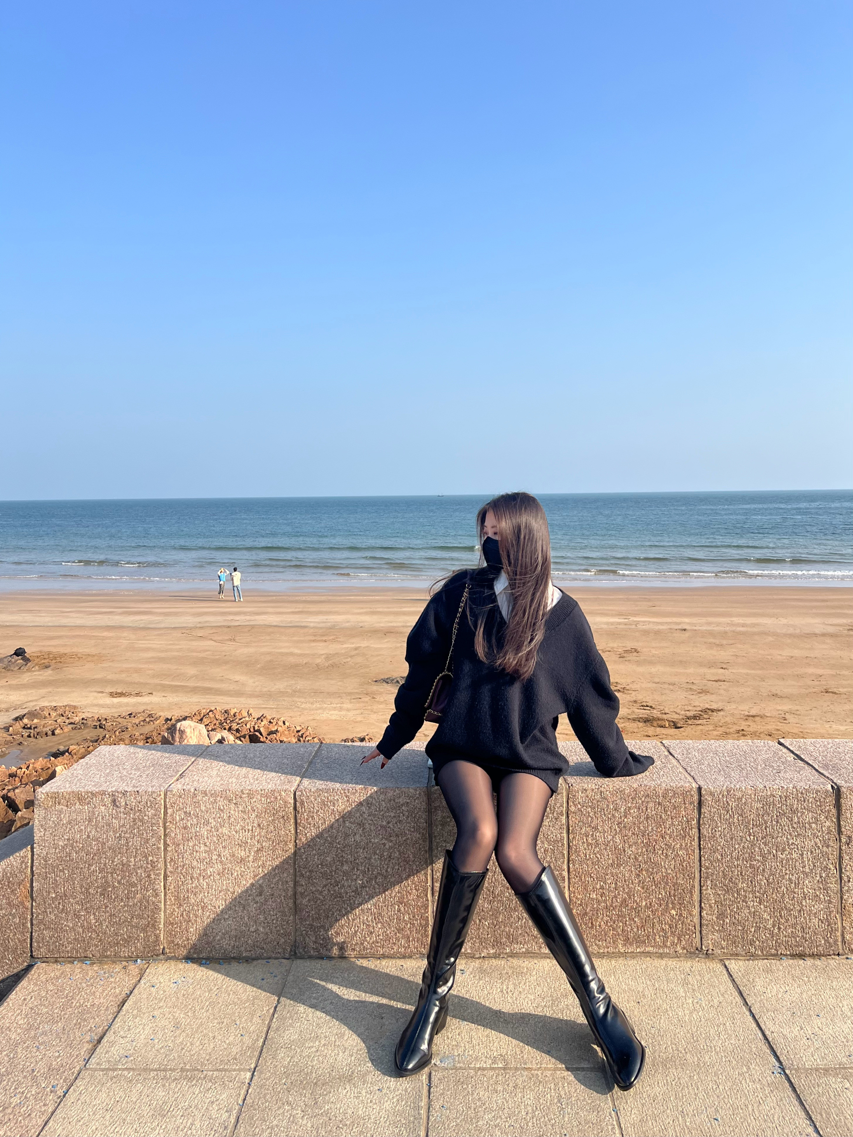 violetvivianootd今天穿什么冬季去看海Wolford和骑士靴