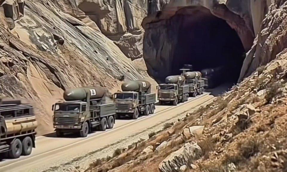 根据工业数据，伊朗的导弹工厂都藏在山里。扎格罗斯山脉深处，就有29座地下工厂，平