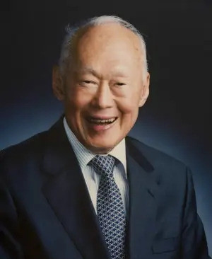 新加坡为何坚持用英语不讲汉语1965年新加坡刚独立，75