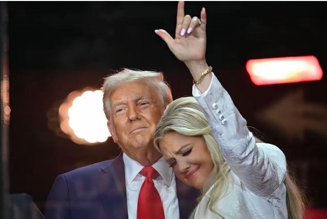 特朗普看似赢了，想趁热打铁吞并格陵兰岛，实则将输得很惨。他以为攥着