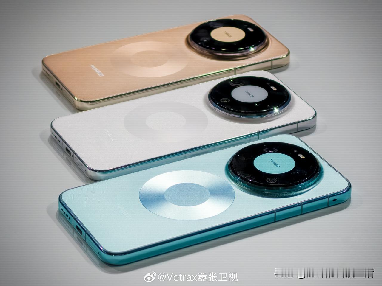 华为也太吝啬了Mate90Pro只给了6800毫安时电池。荣耀已经把