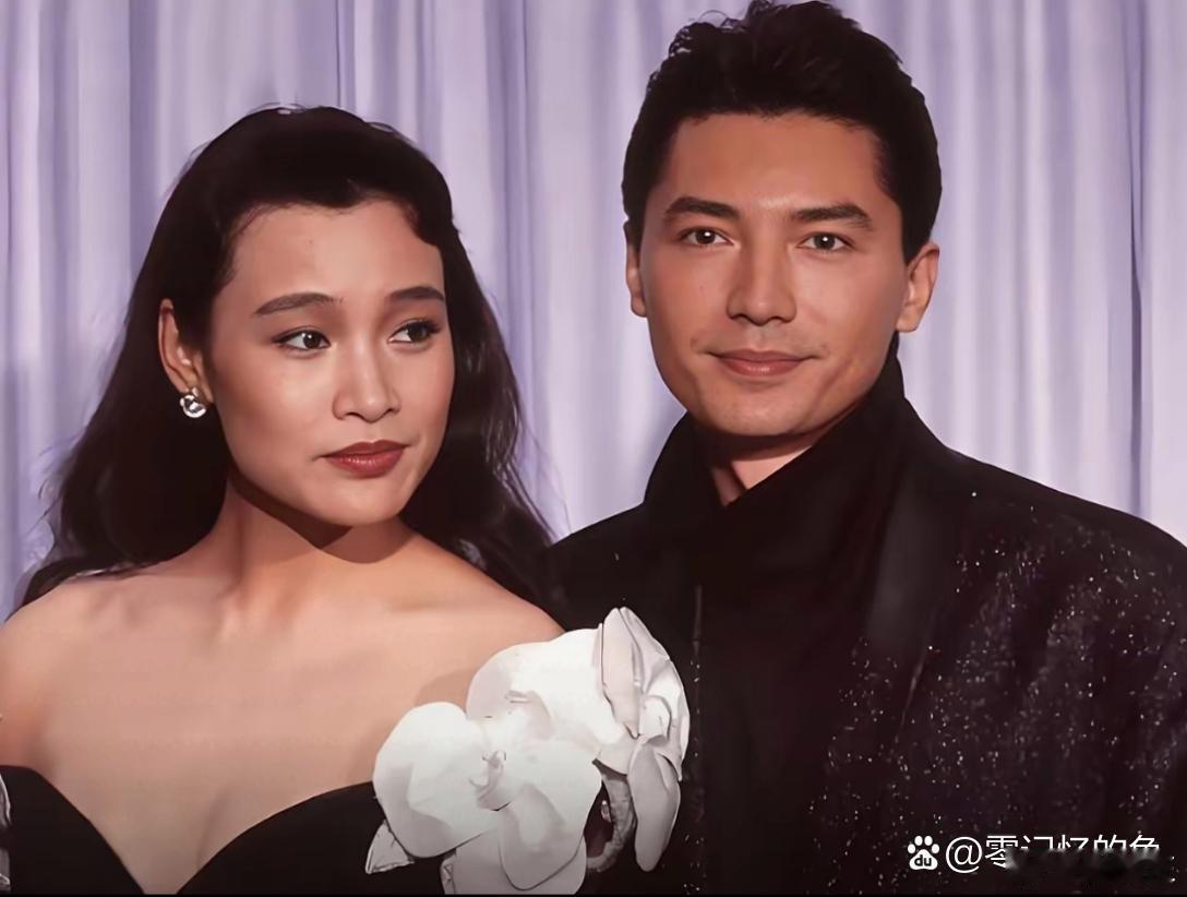 陈冲和尊龙年轻的时候。从来不觉得陈冲漂亮。
