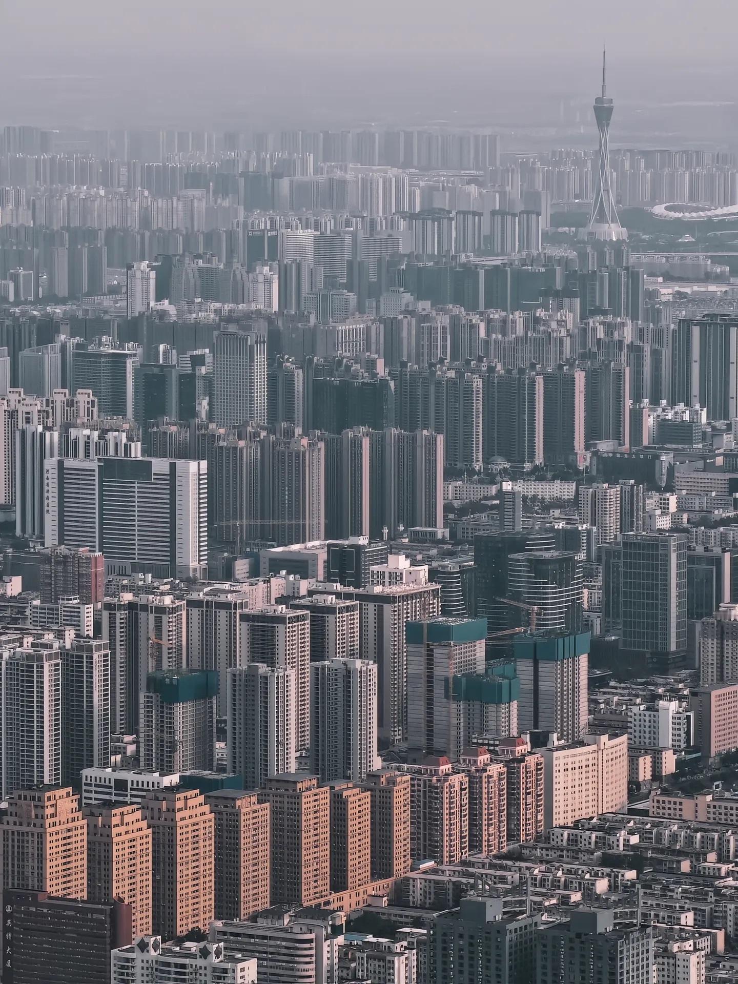 郑州|凭一己之力带动整个河南发展，全国唯二的对外开放门户之一，另外一个城
