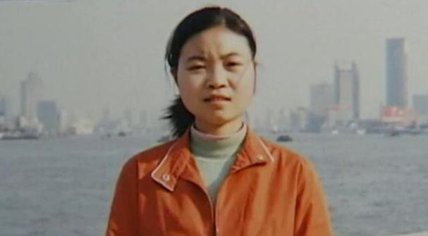 湖北学霸杨元元带母上学，最终厕所自缢身亡，活生生被母亲吸干血湖北学霸杨元元