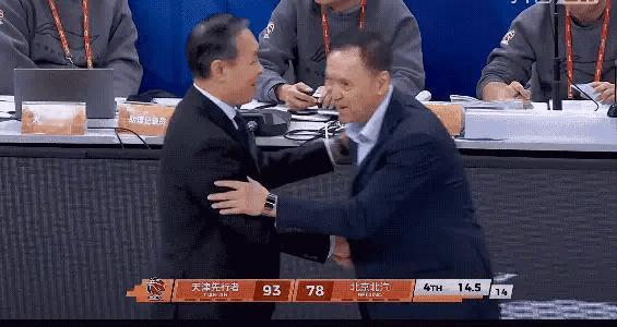 张德贵果然是老狐狸。上一轮天津作客广东，他轮休了队中的核心主力林庭谦和哈姆雷特