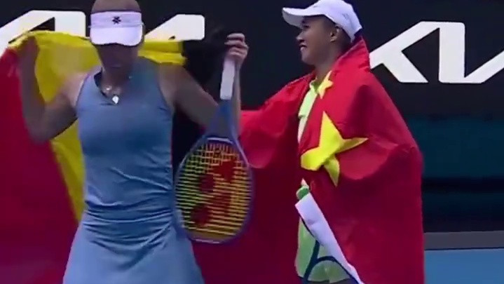 张帅组合澳网女双夺冠燃爆全场！身披五星红旗震撼瞬间