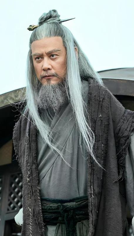 李淳罡的境界，都跌到指玄境了，为何他还是不怕赵黄巢、曹长卿和王仙芝？路边一个