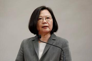 岛内“大佬”沈富雄曾公开表示：未来几年的选举局势基本明了，国民党若推卢秀燕、韩国