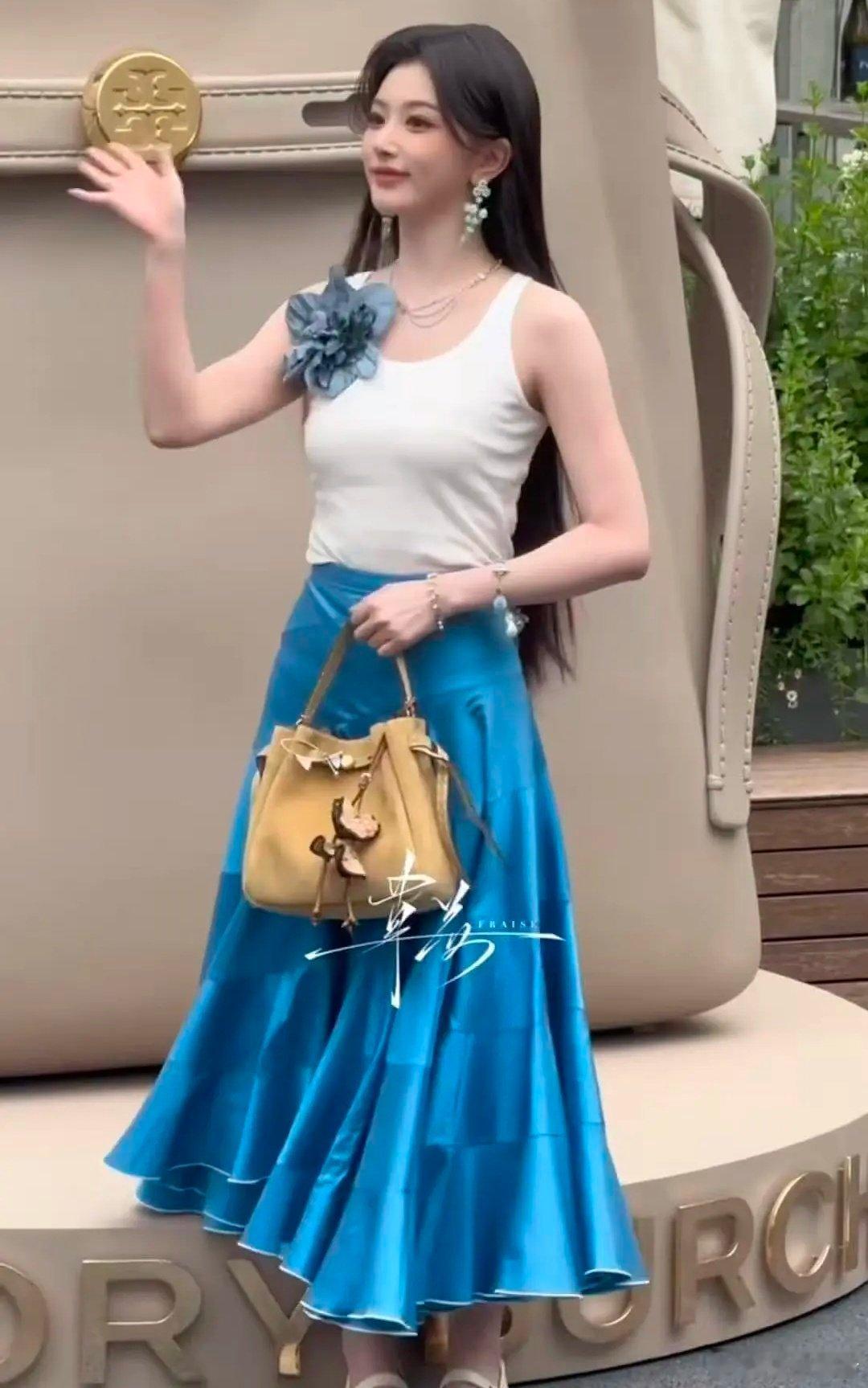 孔雪儿成都活动生图，状态怎么那么好啊