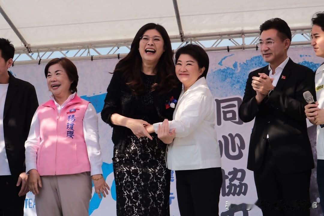 郑丽文卢秀燕选后首同台！郑铁人行程，一天跑三县市！最近国民党主席郑丽文的主要行