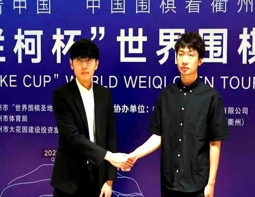 31岁老将干翻了围棋AI神话。2023年，韩国棋手申真谞强得离谱，大家都叫他