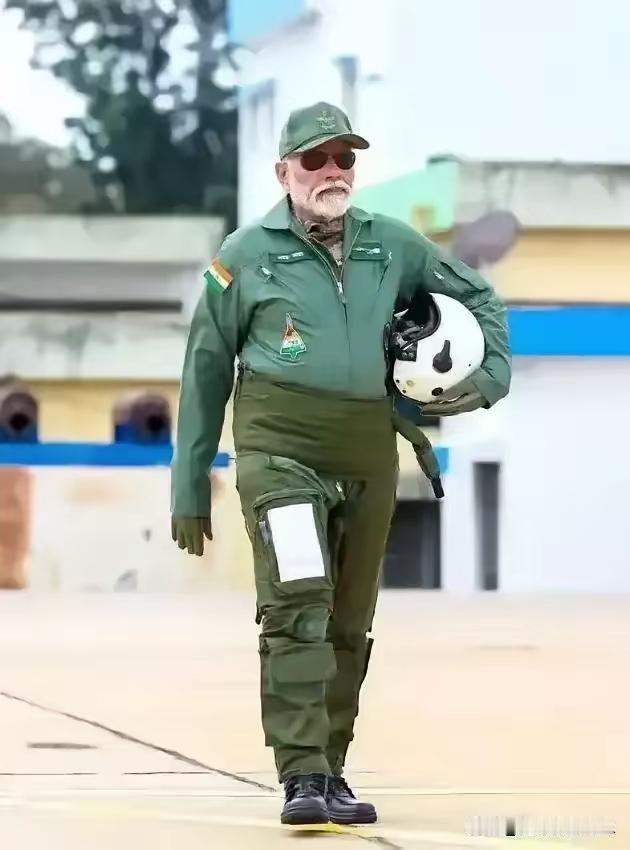 莫迪政府死磕阵风战斗机，背后印度和法国各有算计。印度还要买阵风战斗机，足足1