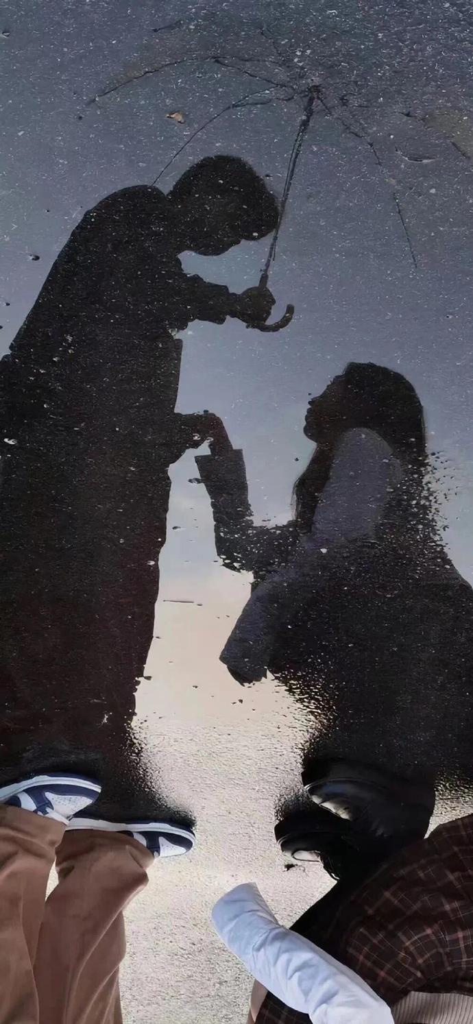 很多人都搞错了：情绪价值，不是你一味关心、主动表白、拼命付出。其实每个人想要的