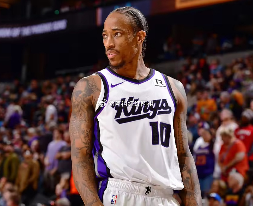 NBA常规赛，国王116-111战胜爵士。本场比赛德罗赞出战38分钟，21投11