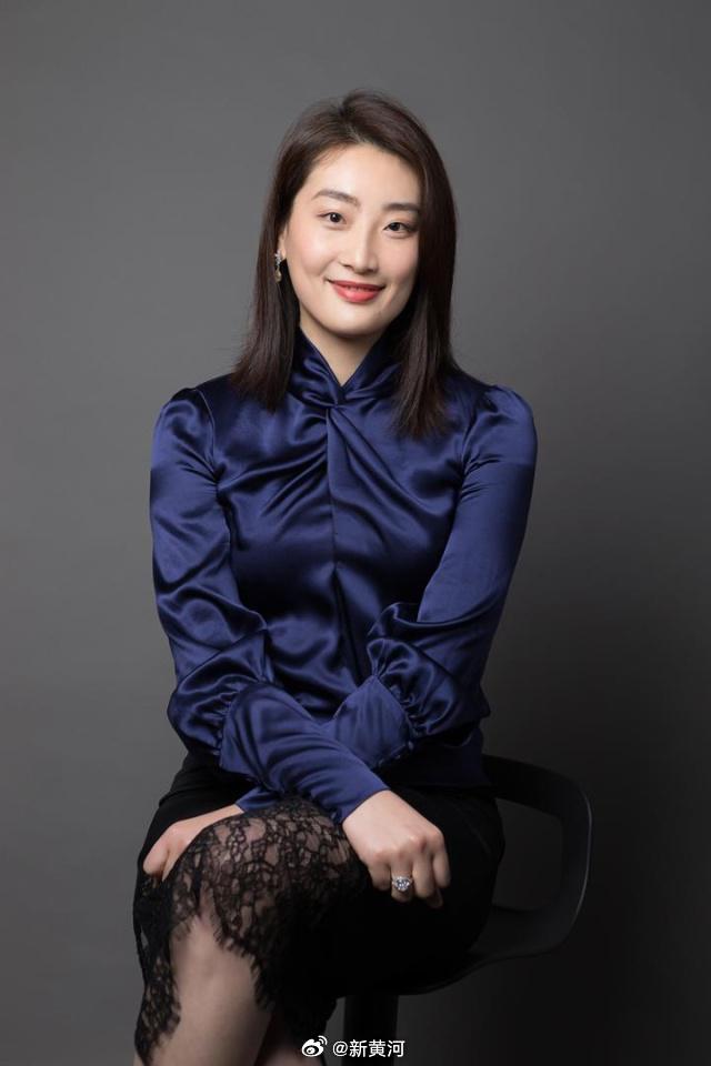 【#宗馥莉名下多家娃哈哈更名宏胜#】6月4日，杭州娃哈哈方便食品有限公司正式更