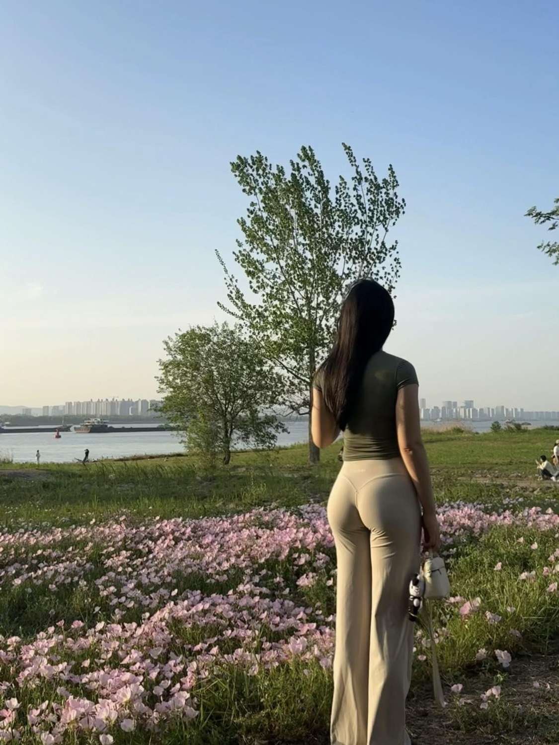 什么样的身材，一看就知道是少妇？