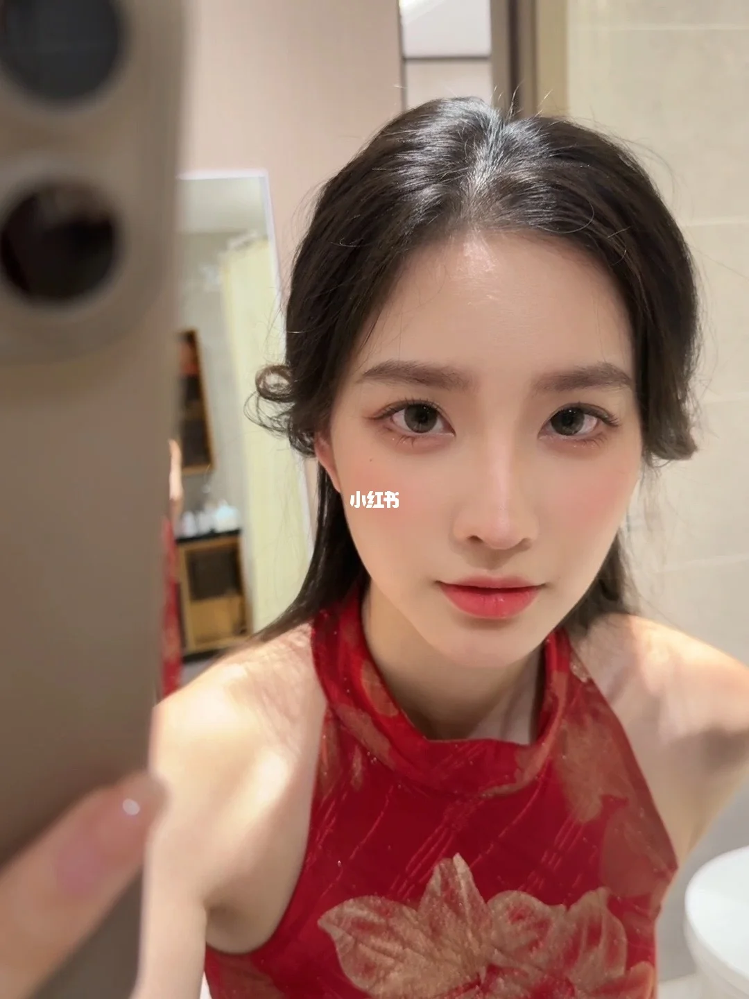 百媚又千娇