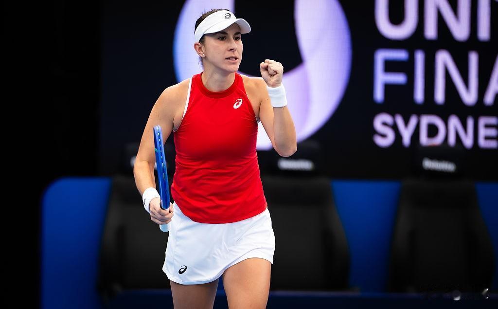 本西奇“送蛋”梅尔滕斯！刚刚结束的联合杯、瑞士队与比利时队半决赛首场女单对决，