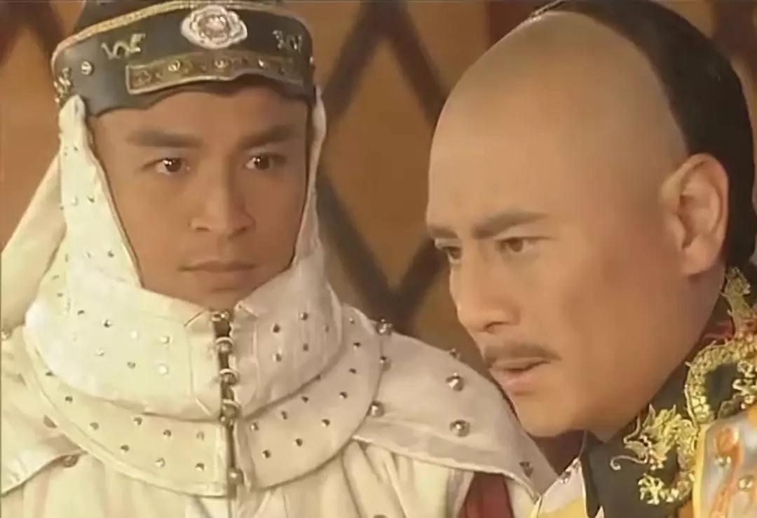 顺治恨多尔衮恨到刨出来鞭尸，真的是攒了快十年的憋屈全炸了。六岁刚够上幼儿园年纪