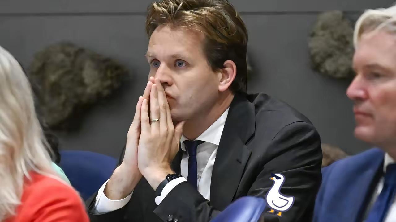 12月17日，中国宣布对欧盟猪肉加征反倾销税，为期五年，税率最高19.8%。荷兰