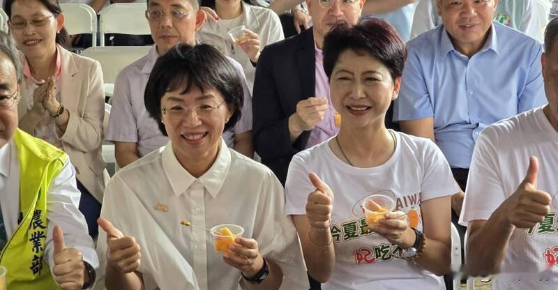 陈亭妃叫嚣：“台湾农产不用靠中国”绿委陈亭妃今天（24日）在新北市推广台南芒