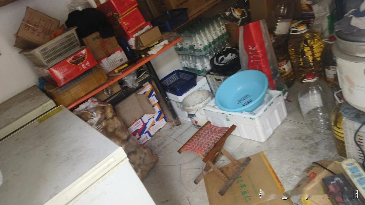 五一假期在家没事做，我学强东总体验了四天送外卖。只跑京东的达达秒送，没有跑美团或