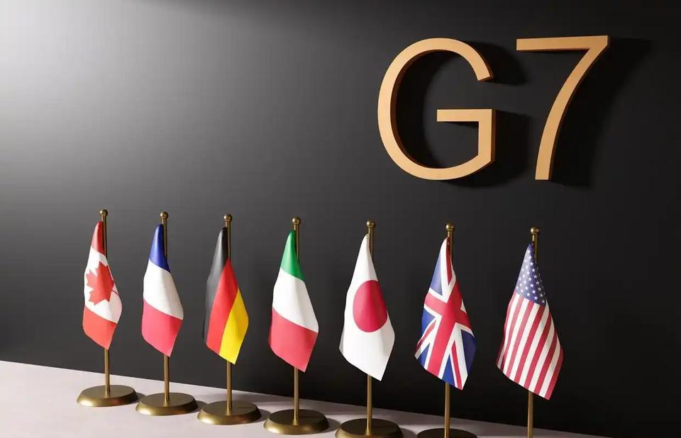 G7峰会特朗普提前离场，临走之前，他当着其他领导人的面，突然说了一句，想让中国加
