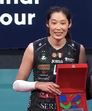 央视对朱婷所在的科内利亚诺俱乐部，获得2024-2025赛季女排冠军，也进行了