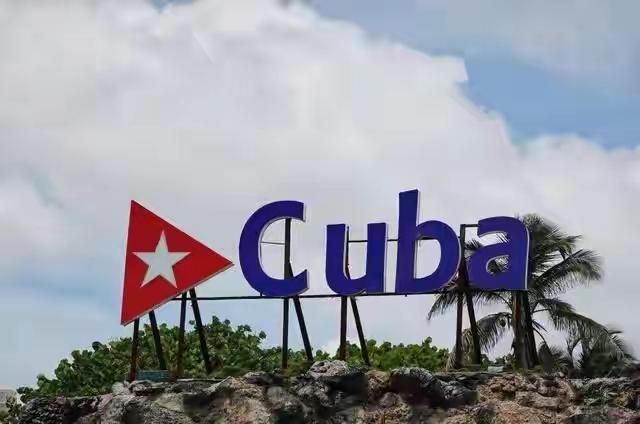 俄罗斯这是与美国进行硬刚，也是对美国的一种测试，就看美国如何应对了。如果美国允许