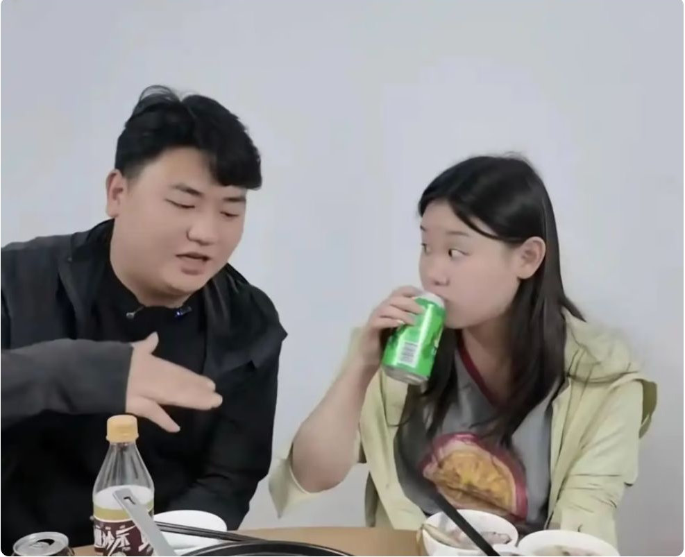 张家齐与全红婵哥哥见面！却没见到好友全妹行踪成谜：有2种可能