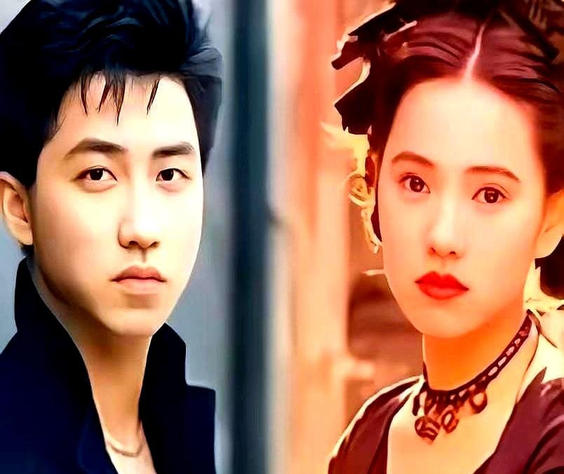 华少刚念完两句写庾澄庆先祖的古诗，他当场僵住，红着眼眶哽到发不出声。念的是庾