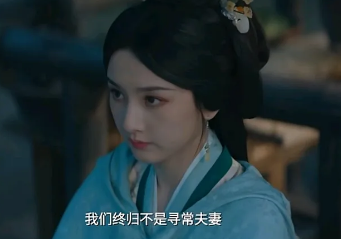 《折腰》第31集预告，魏劭和小乔终于和好了！魏劭在行军路上遇见了比彘，问他为什么