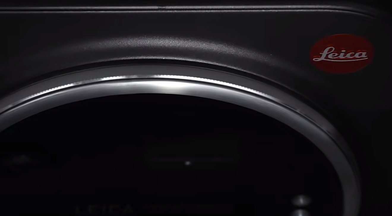 小米17Ultra徕卡版如果真的过万，我觉得真不意外。首先，这是徕卡第一次把红