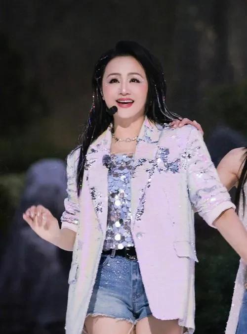 曹颖患癌为什么不被同情？因为她做错了2件事：第一，她不该在朱媛媛去世后马上站出