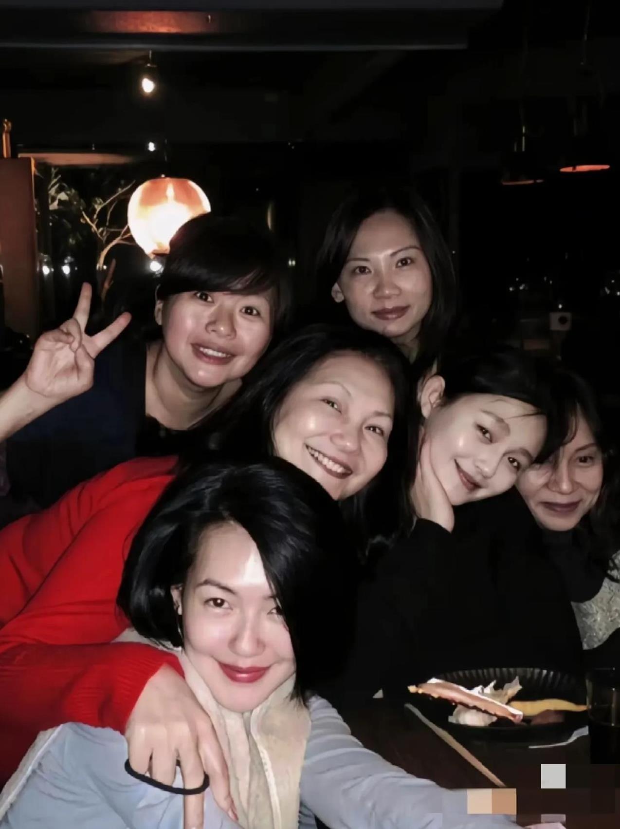 S妈干嘛去“惹”葛斯齐，还说人家是“鲁蛇”。S妈应该知道葛斯齐手上有很多的关于