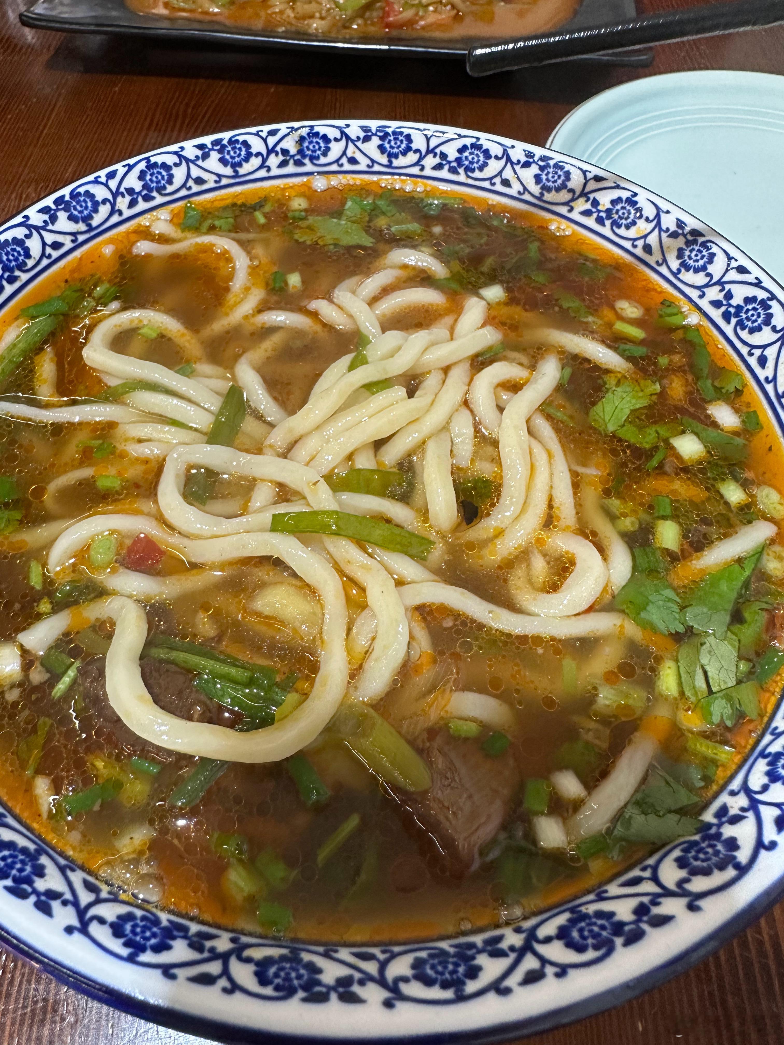 一碗泪流满面的牛肉面23年每天去吃好吃那是我人生最有希望的时刻每天超级开
