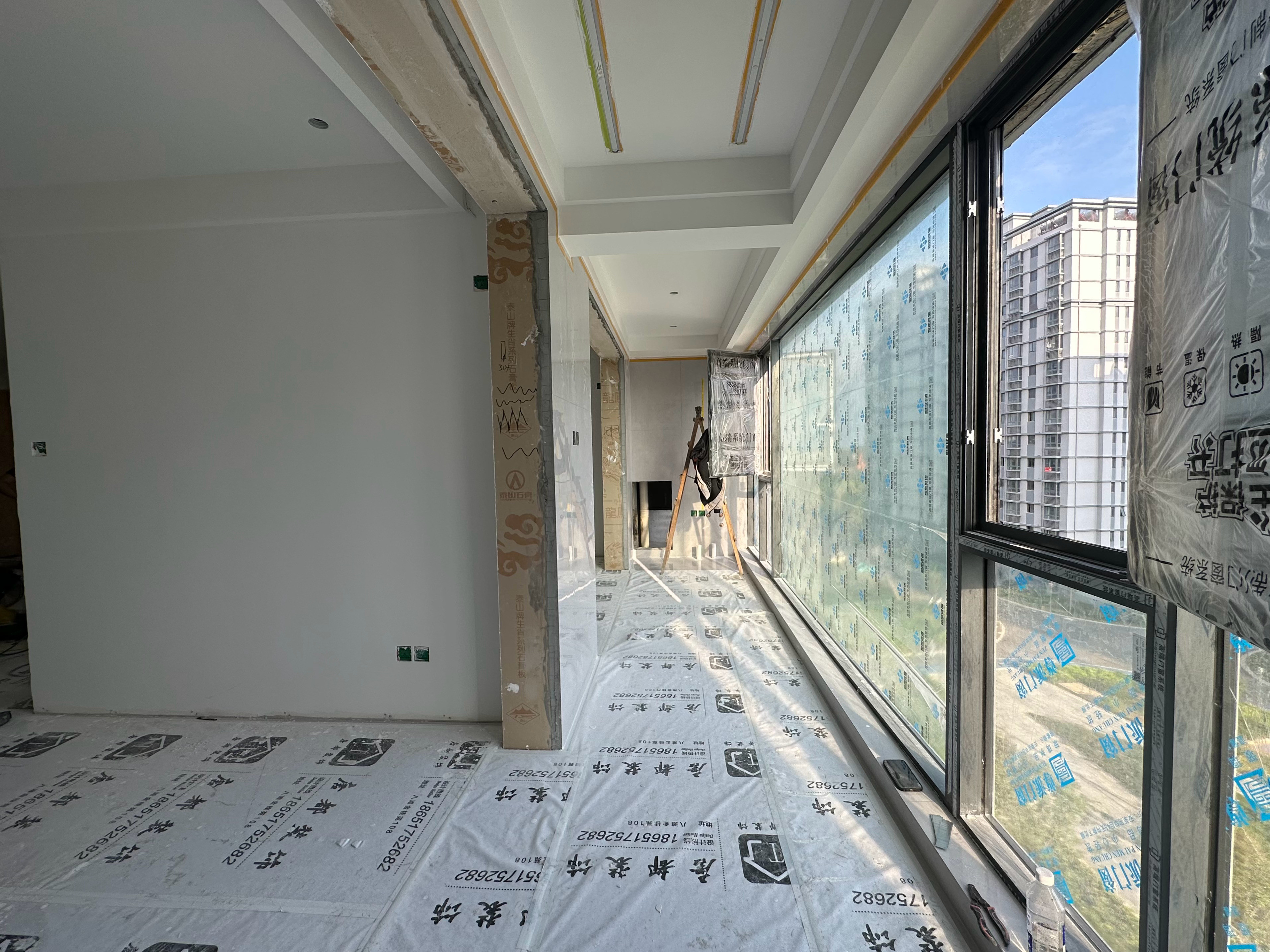 今年又完成了一件大事给爸妈的房子也快装修完工了​​​