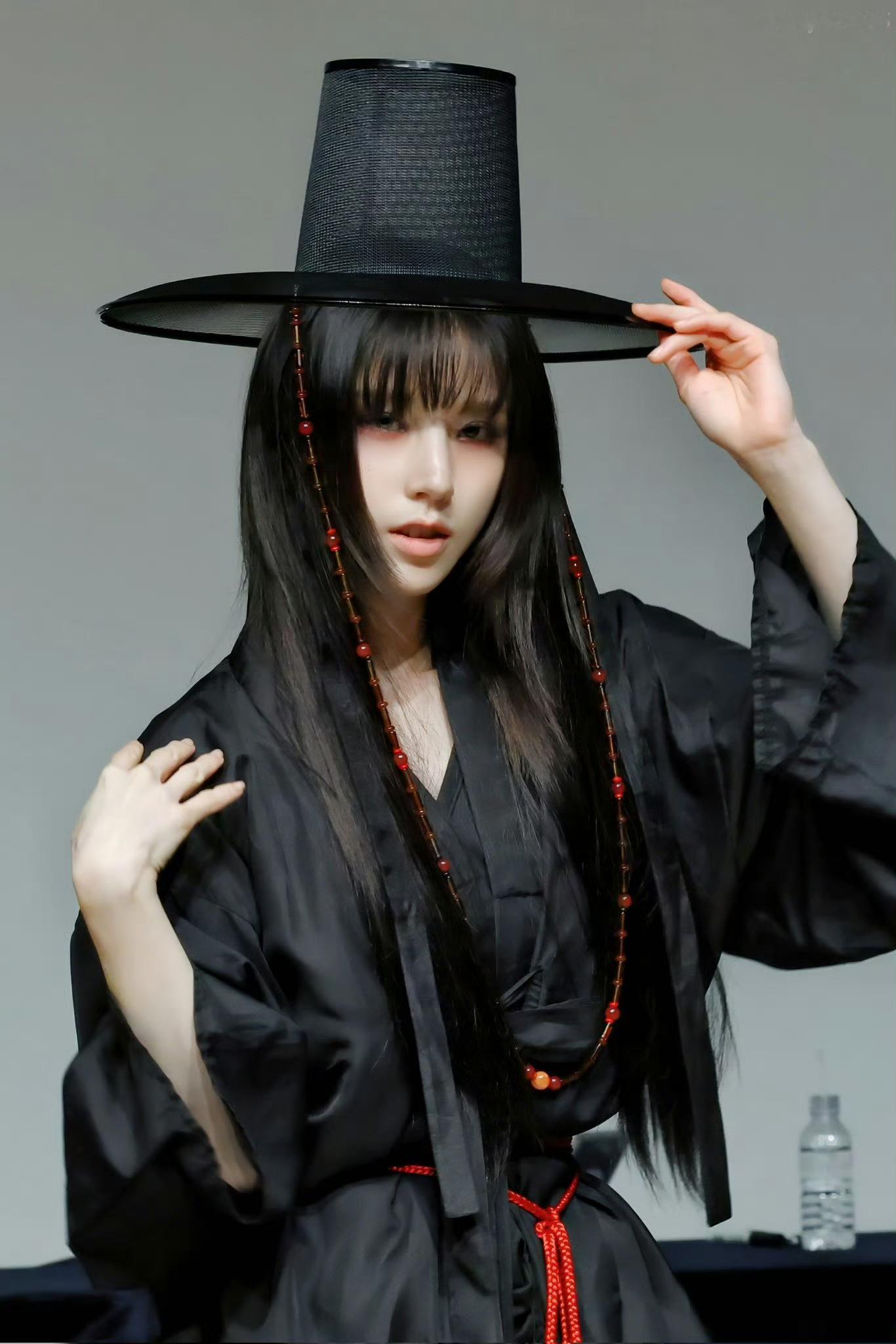 田姬振♠༨夜行书生鬼王