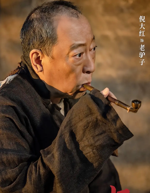 倪大红，也太高产了吧！连续看了3部剧，都有他！看完《生万物》，看了5集《与