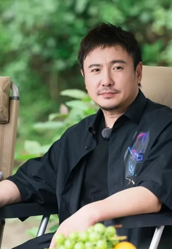 看来大环境确实不太好，一个综艺节目全露出来了，白敬亭、王安宇下半年忙的拍戏，