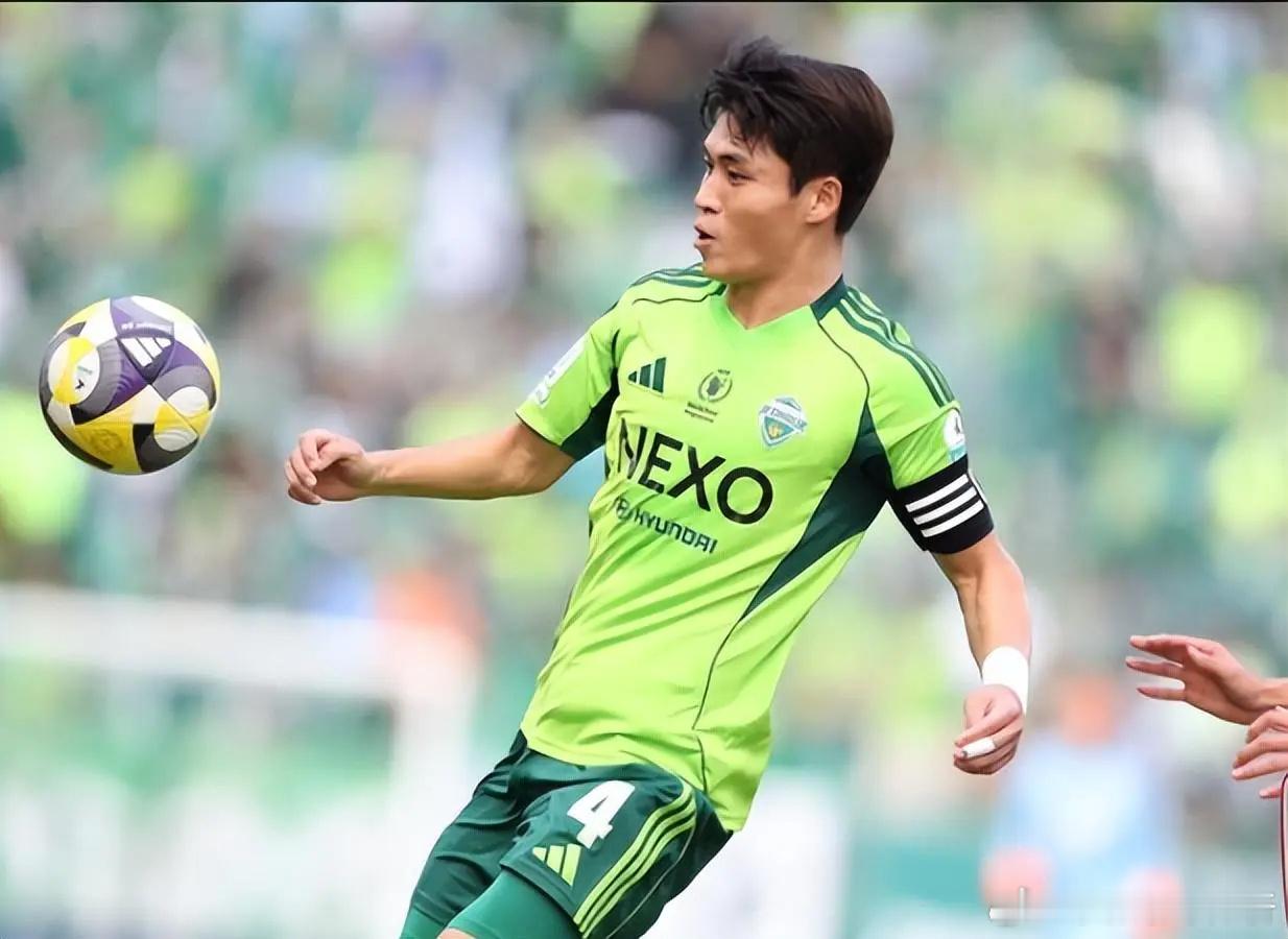 土豪诞生！中超劲旅买断韩国球星，预算超3千万！明年真要争冠？12月26日，据韩国