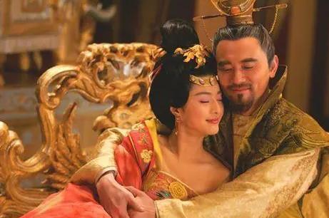 公元737年，唐玄宗李隆基，在一天之内下令处死三位亲子，太子李瑛临死前苦笑道：“