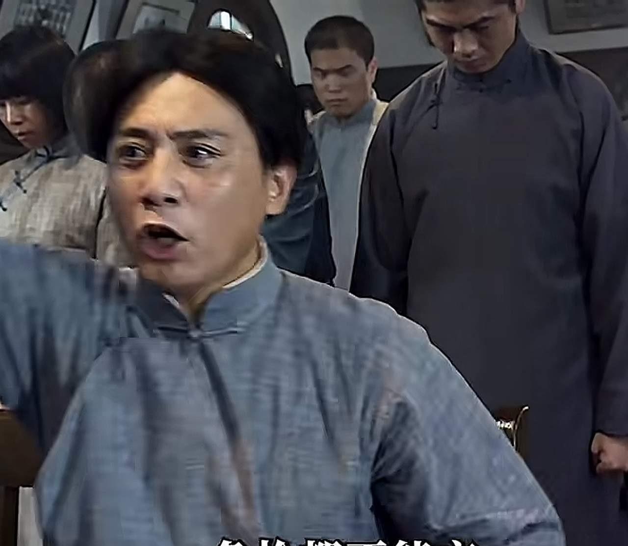 真搞不懂《东极岛》制片人梁静（管虎的老婆）这个女人是什么逻辑，放弃反抗叫反战！！