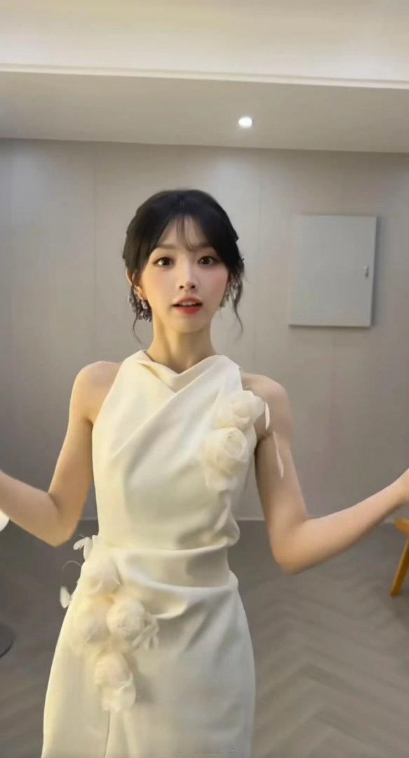 感觉田曦薇是天赋型选手这么瘦还有肌肉